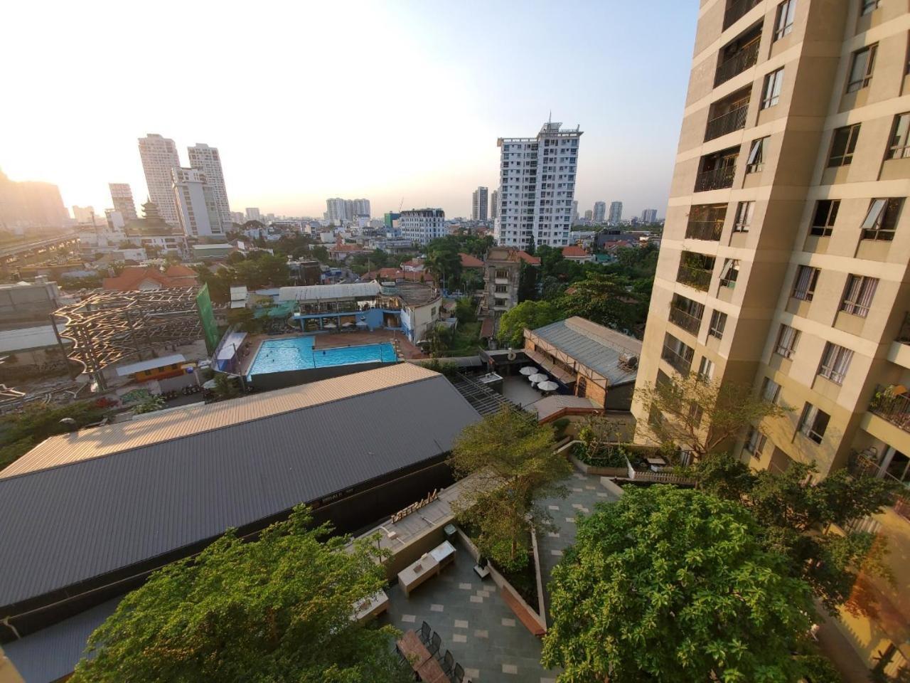 Monmon - Masteri Thao Dien 2br- Landmark 81 & Pool View Apartment